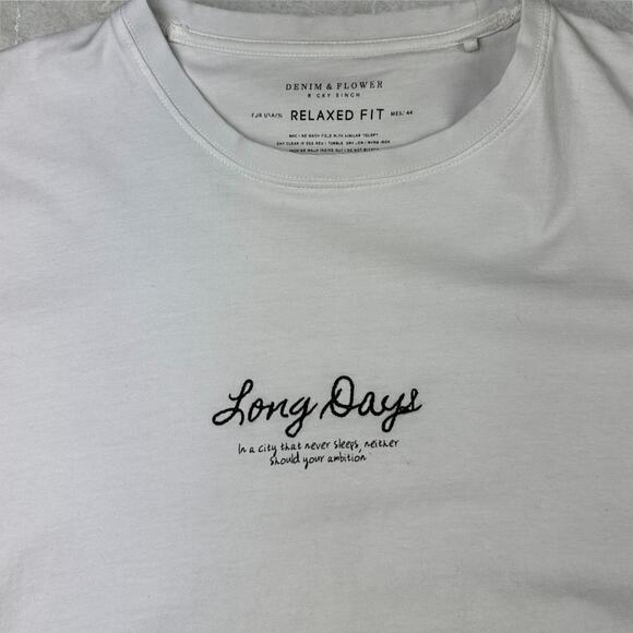 Long Days Denim & Flower Graphic T-Shirt XL - Picture 3 of 5